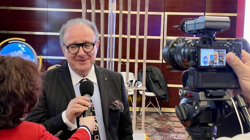 Iasi Dermatological Spring 2023 - vitiligo - Torello Lotti TV interview